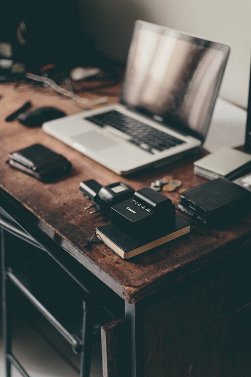 How to Organize Cables and Chargers Neatly at Home or Office